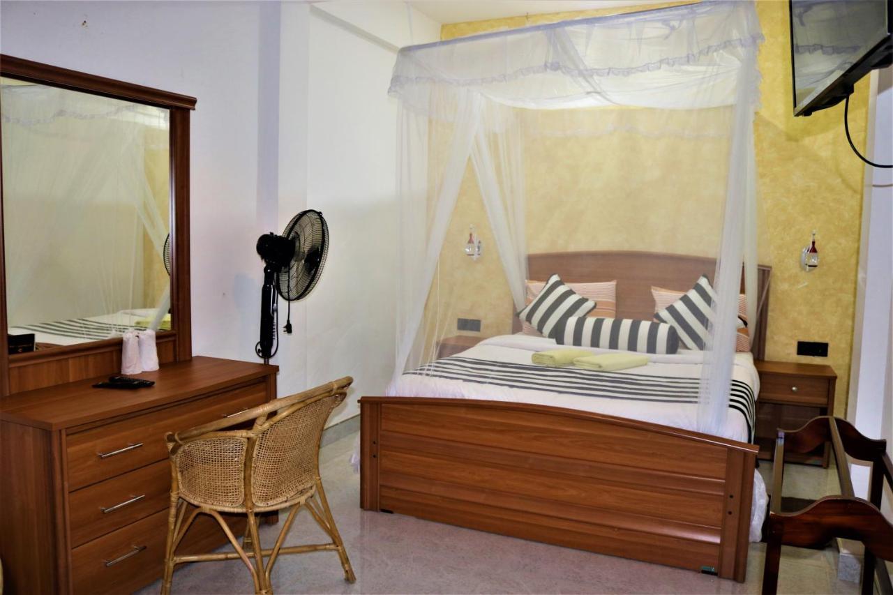Hotel Ella'S Edge Extérieur photo